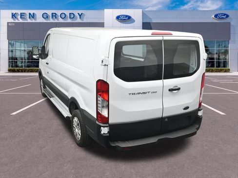 Used 2025 Ford Transit 250 Low Roof w/ Exterior Upgrade Package RWD image 15