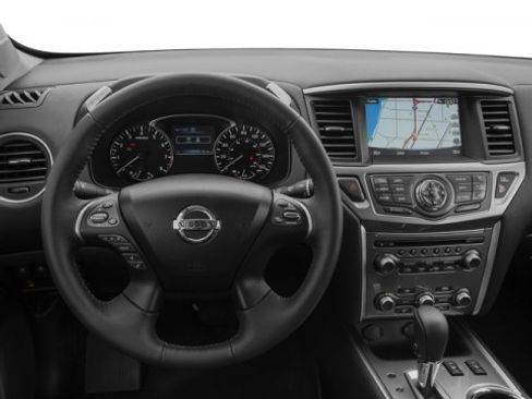 Used 2017 Nissan Pathfinder SV w/ Trailer Tow Package image 10