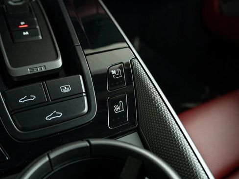 Certified 2025 Porsche 911 Carrera S RWD image 20