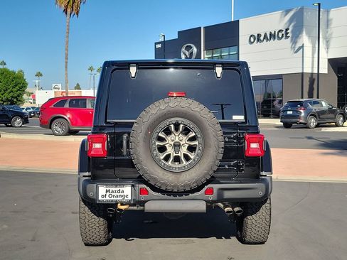 Used 2022 Jeep Wrangler Unlimited Rubicon w/ Dual Top Group AWD/4WD image 24