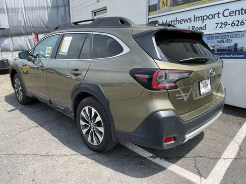 Used 2025 Subaru Outback Limited AWD/4WD image 3