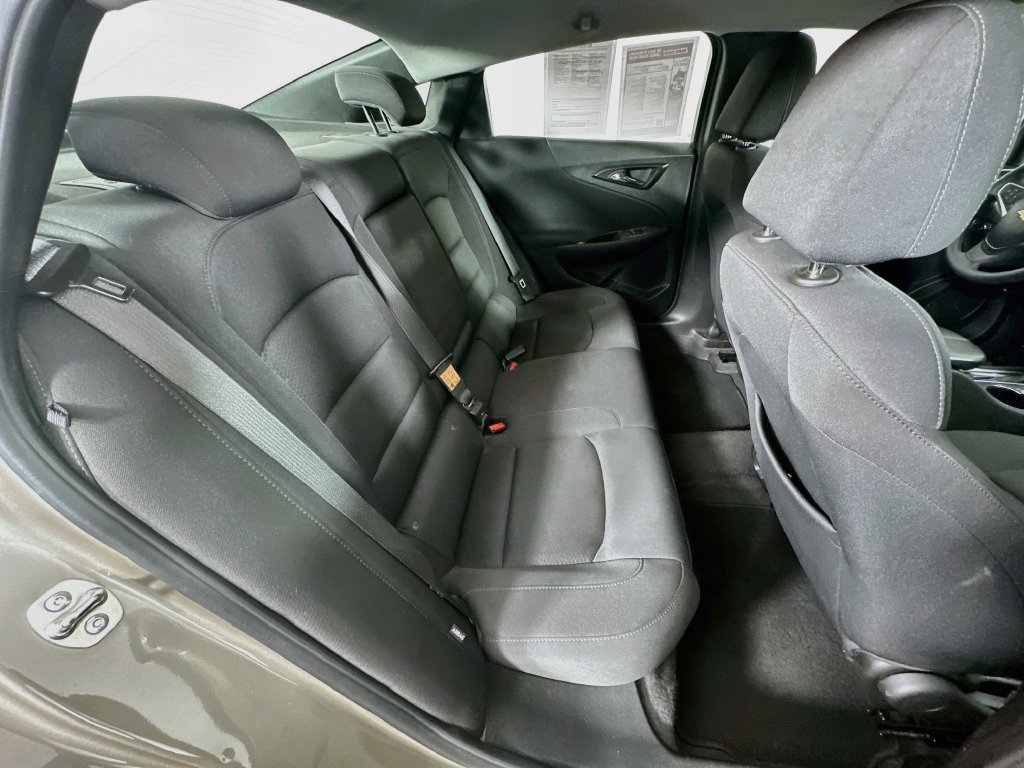 Used 2024 Chevrolet Malibu LT FWD image 34