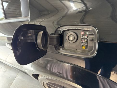 Used 2021 Dodge Charger Scat Pack RWD image 12