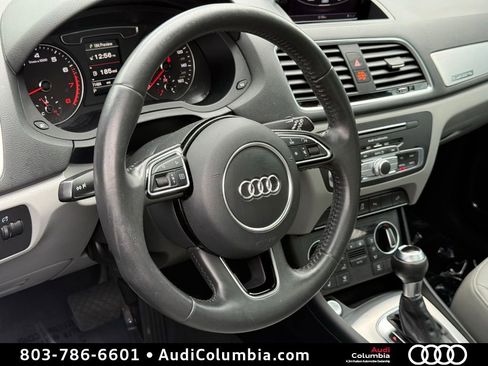 Used 2018 Audi Q3 2.0T Premium Plus w/ Premium Plus Package AWD/4WD image 19