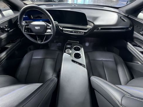 Used 2024 Cadillac Lyriq Luxury RWD image 38