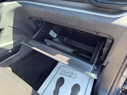 Used 2020 Ford Explorer XLT RWD image 15