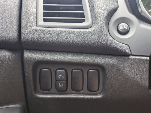 Used 2025 Mitsubishi Outlander Sport ES AWD/4WD image 24