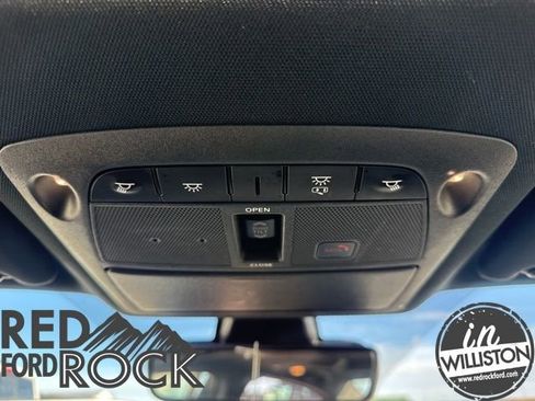 Used 2023 Nissan Maxima SR w/ Sport Mat Group FWD image 14