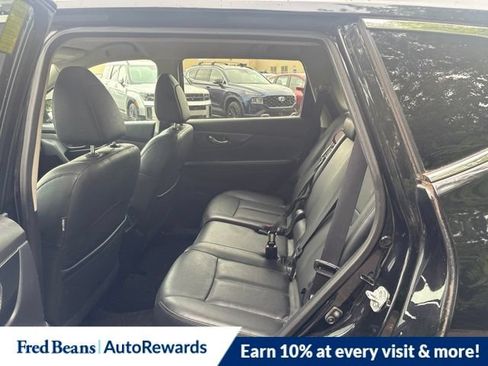 Used 2016 Nissan Rogue SL AWD/4WD image 9