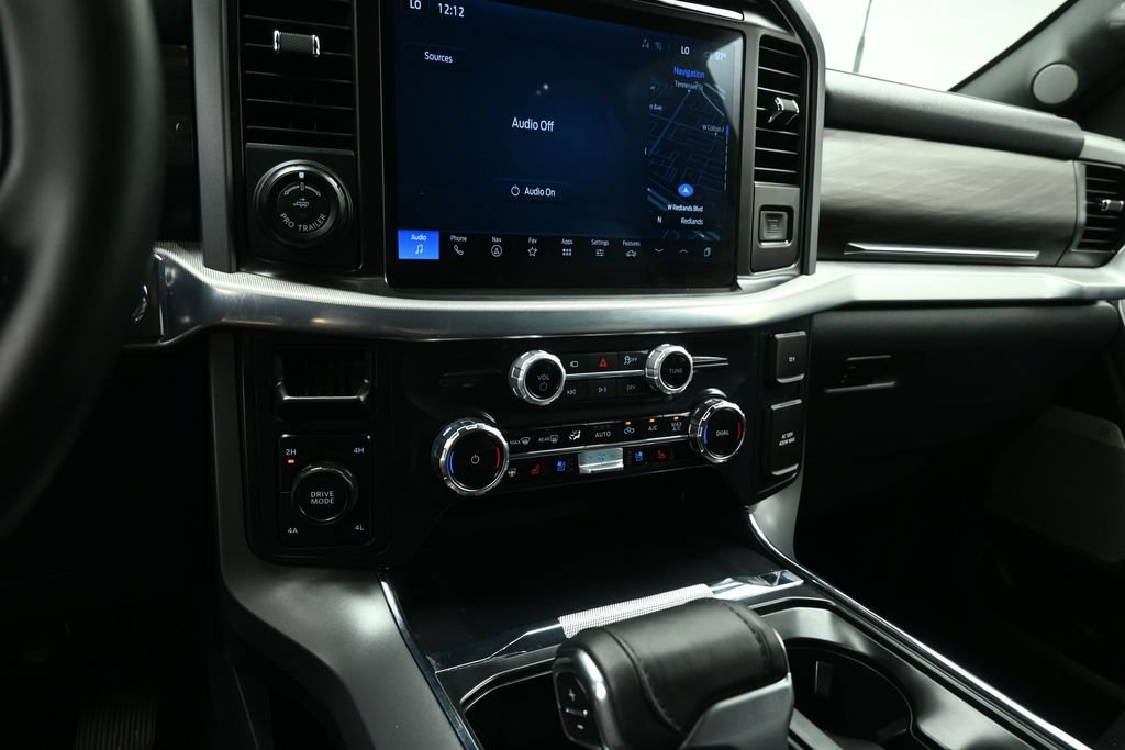 Used 2025 Ford F150 Lariat AWD/4WD image 14