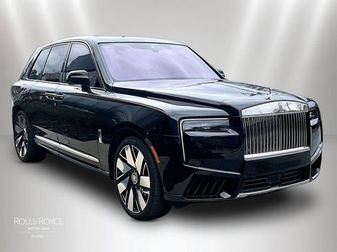 Certified 2025 Rolls-Royce Cullinan image 2