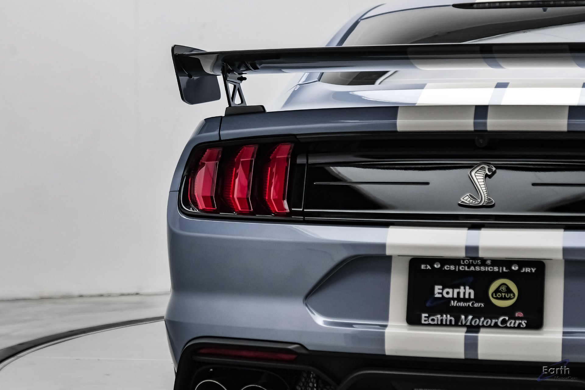 Used 2022 Ford Mustang Shelby GT500 w/ Carbon Fiber Track Pack RWD image 17