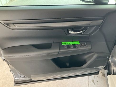 New 2026 Honda CR-V EX image 5