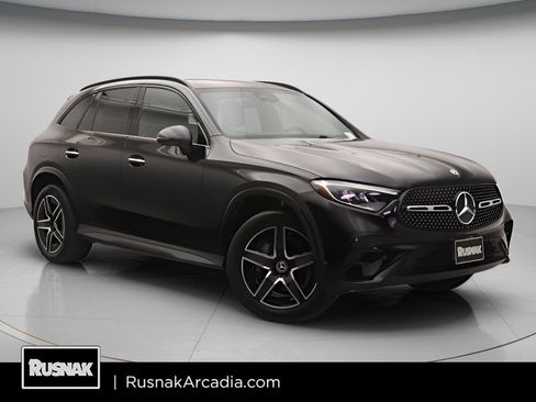 Certified 2026 Mercedes-Benz GLC 300 image 1