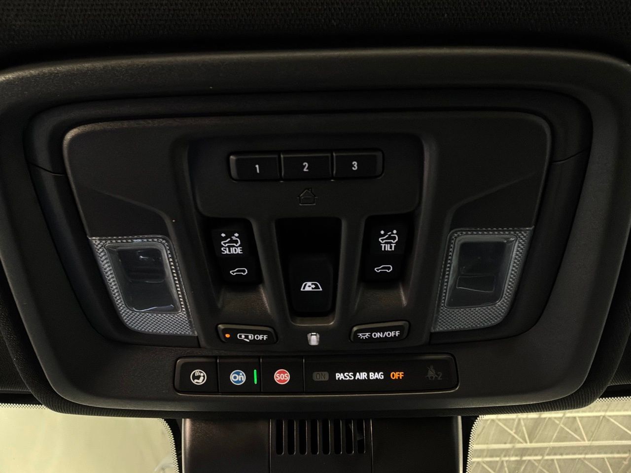 Used 2023 Chevrolet Silverado 1500 High Country AWD/4WD image 24
