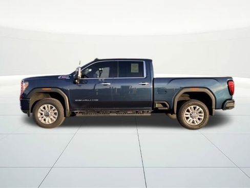 Used 2020 GMC Sierra 3500 Denali image 2