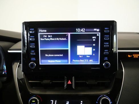 Used 2021 Toyota Corolla LE FWD image 21