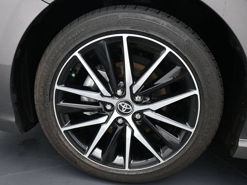 Used 2024 Toyota Camry SE FWD image 14