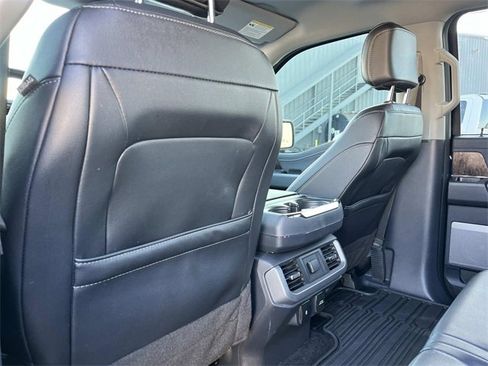 Used 2022 Ford F150 Lariat image 17