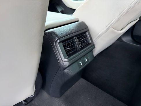 Used 2025 Honda Accord LX image 28
