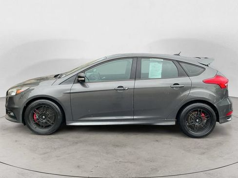 Used 2015 Ford Focus ST FWD image 2