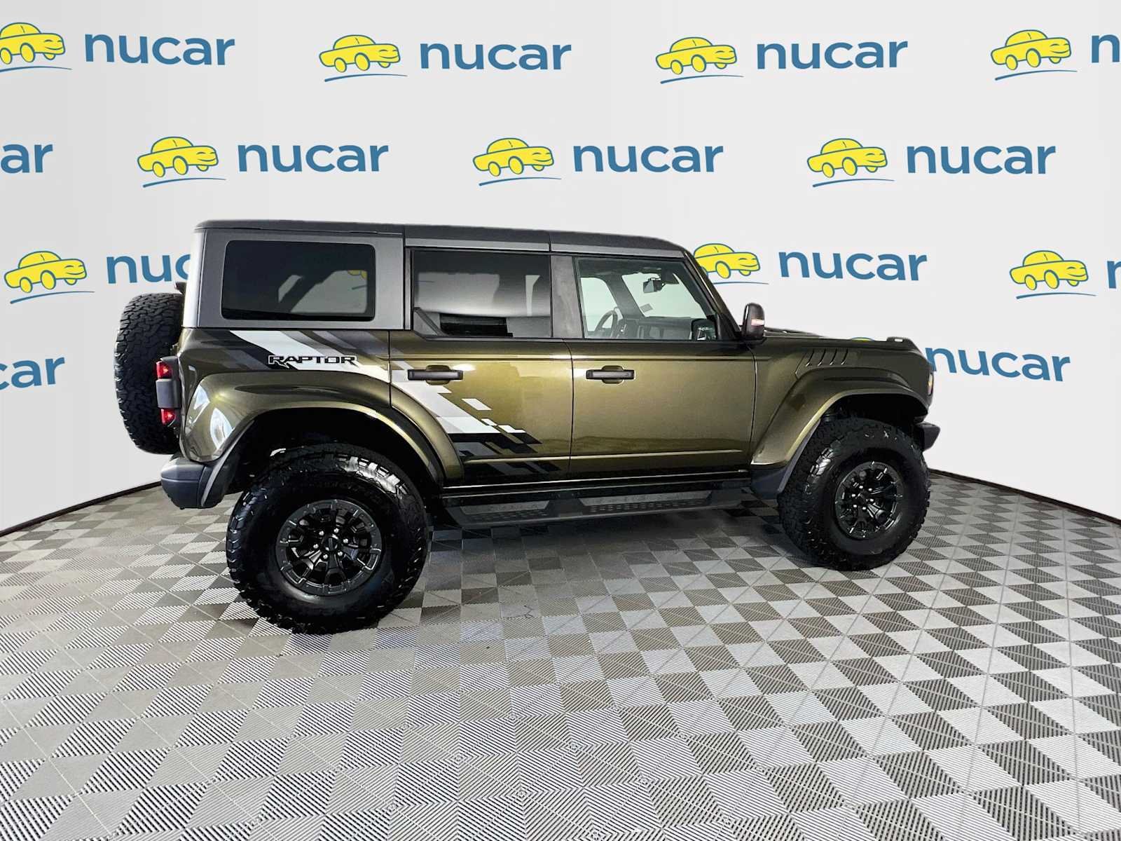 Used 2024 Ford Bronco Raptor w/ Interior Carbon Fiber Pack 6 AWD/4WD image 8