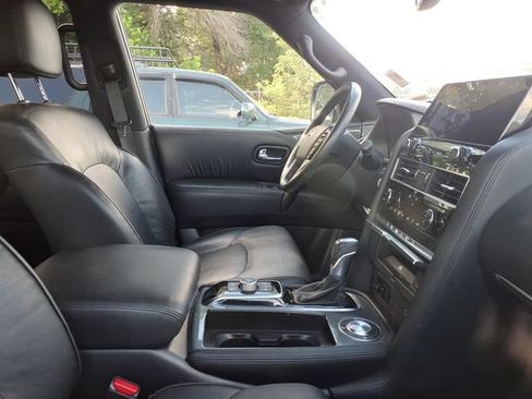 Used 2022 Nissan Armada SL w/ Midnight Edition Package RWD image 9