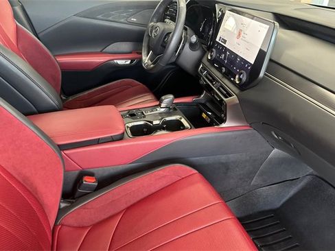 Used 2024 Lexus RX 500h F Sport w/ Convenience Package image 19