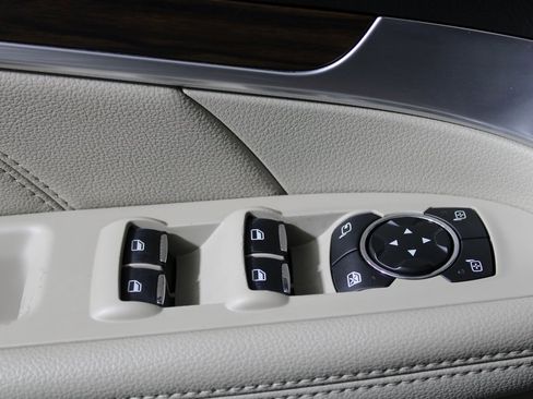 Used 2018 Ford Explorer Limited w/ Equipment Group 301A image 21