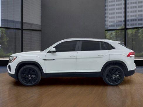 Used 2024 Volkswagen Atlas Cross Sport SE FWD image 8