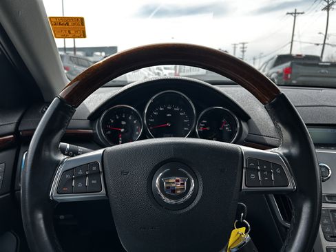 Used 2010 Cadillac CTS Luxury image 17