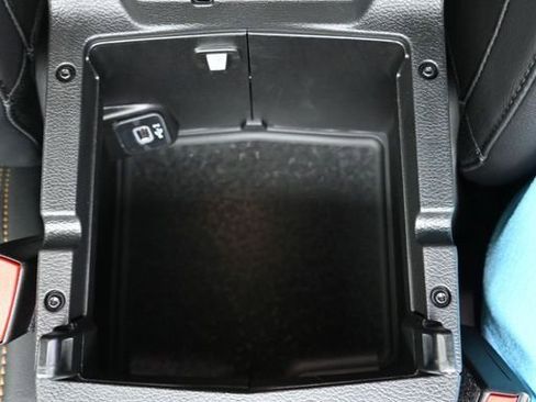 New 2024 Jeep Wrangler Unlimited Sahara w/ Technology Group image 23