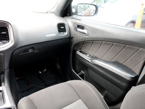 Used 2022 Dodge Charger GT w/ Blacktop Package image 34