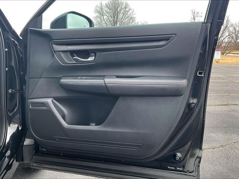 Used 2025 Honda CR-V Sport image 20