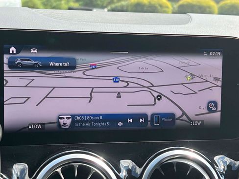 Used 2025 Mercedes-Benz GLA 250 4MATIC image 23