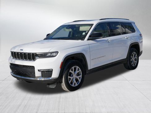 Used 2021 Jeep Grand Cherokee L Limited image 3