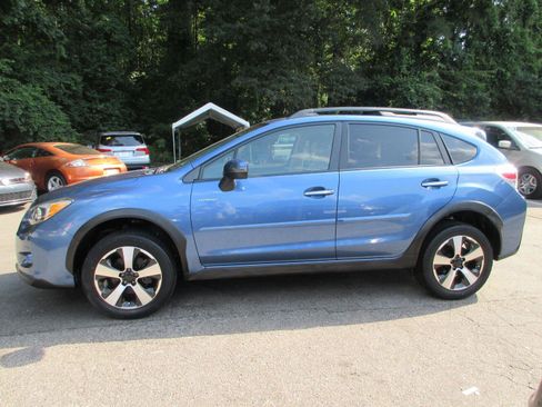 Used 2015 Subaru Crosstrek 2.0i Premium AWD/4WD image 9