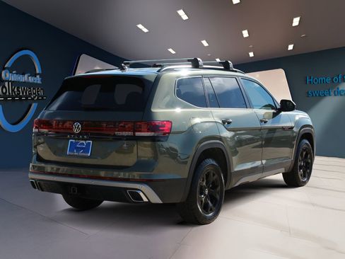 New 2026 Volkswagen Atlas Peak Edition AWD/4WD image 5