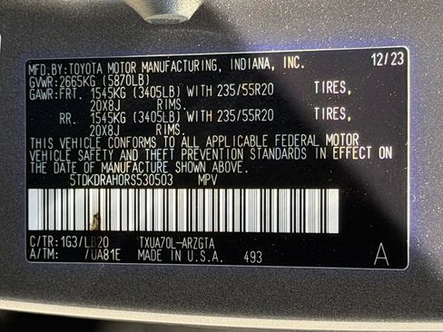Used 2024 Toyota Highlander Limited FWD image 39