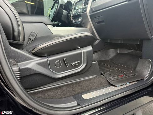 Used 2017 Ford F350 Platinum w/ Platinum Ultimate Package image 23