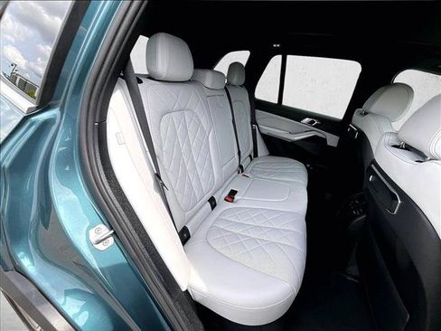 Used 2025 BMW X5 xDrive40i w/ Premium Package AWD/4WD image 26