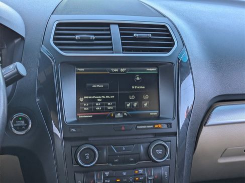 Used 2016 Ford Explorer XLT w/ Equipment Group 202A image 19