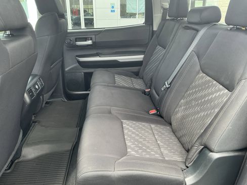 Used 2021 Toyota Tundra SR5 w/ Trail Edition image 15