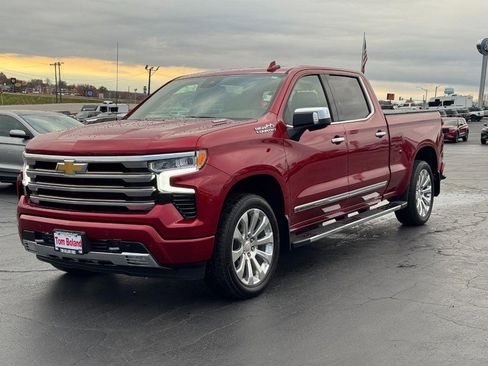 Used 2022 Chevrolet Silverado 1500 High Country w/ High Country Premium Package image 8