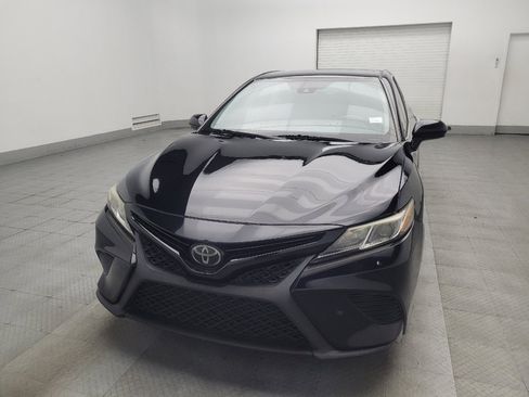 Used 2019 Toyota Camry SE image 15