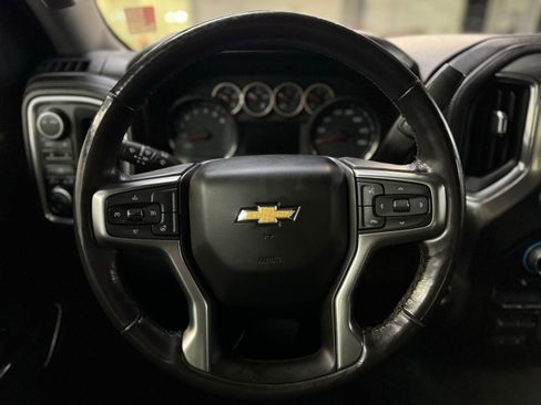 Used 2020 Chevrolet Silverado 1500 LT w/ All-Star Edition image 19