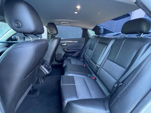 Used 2015 Chevrolet Impala LT image 28