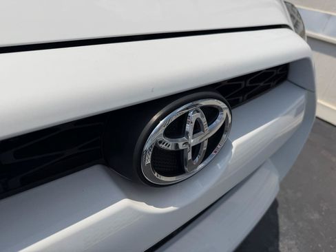 Used 2019 Toyota 4Runner SR5 RWD image 37