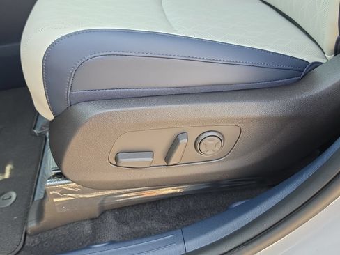 New 2026 Kia Carnival SX FWD image 21