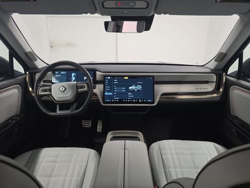 Used 2025 Rivian R1S Premium AWD/4WD image 27